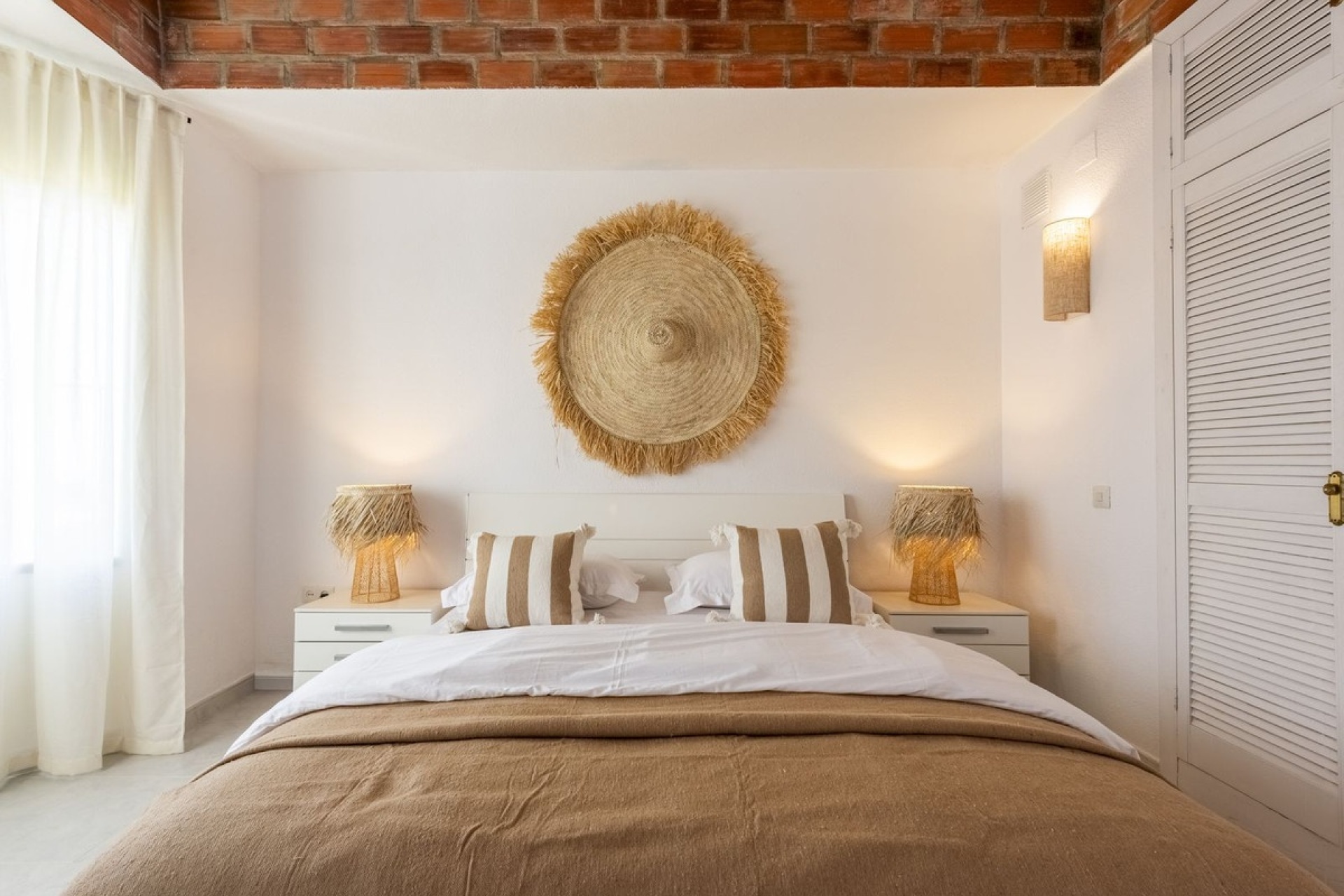 Resale - Villa - Estepona - Atalaya