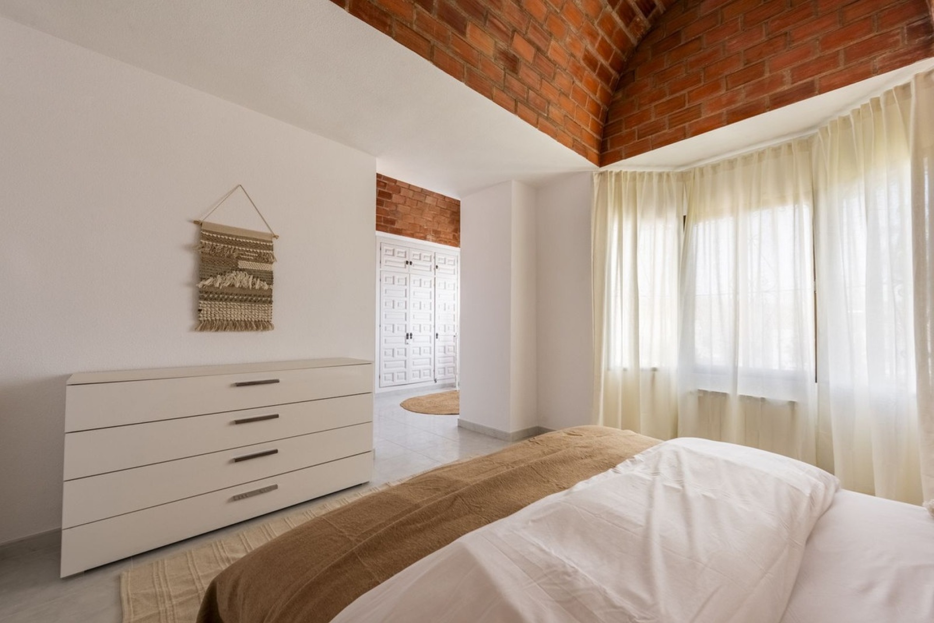 Resale - Villa - Estepona - Atalaya