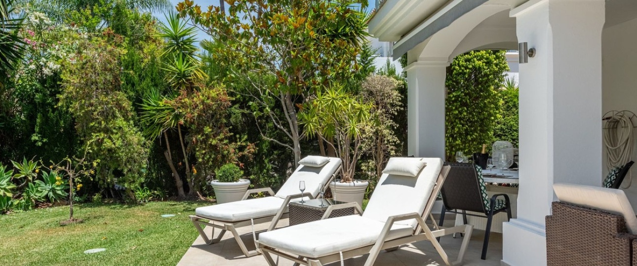 Resale - Villa - Estepona - Atalaya