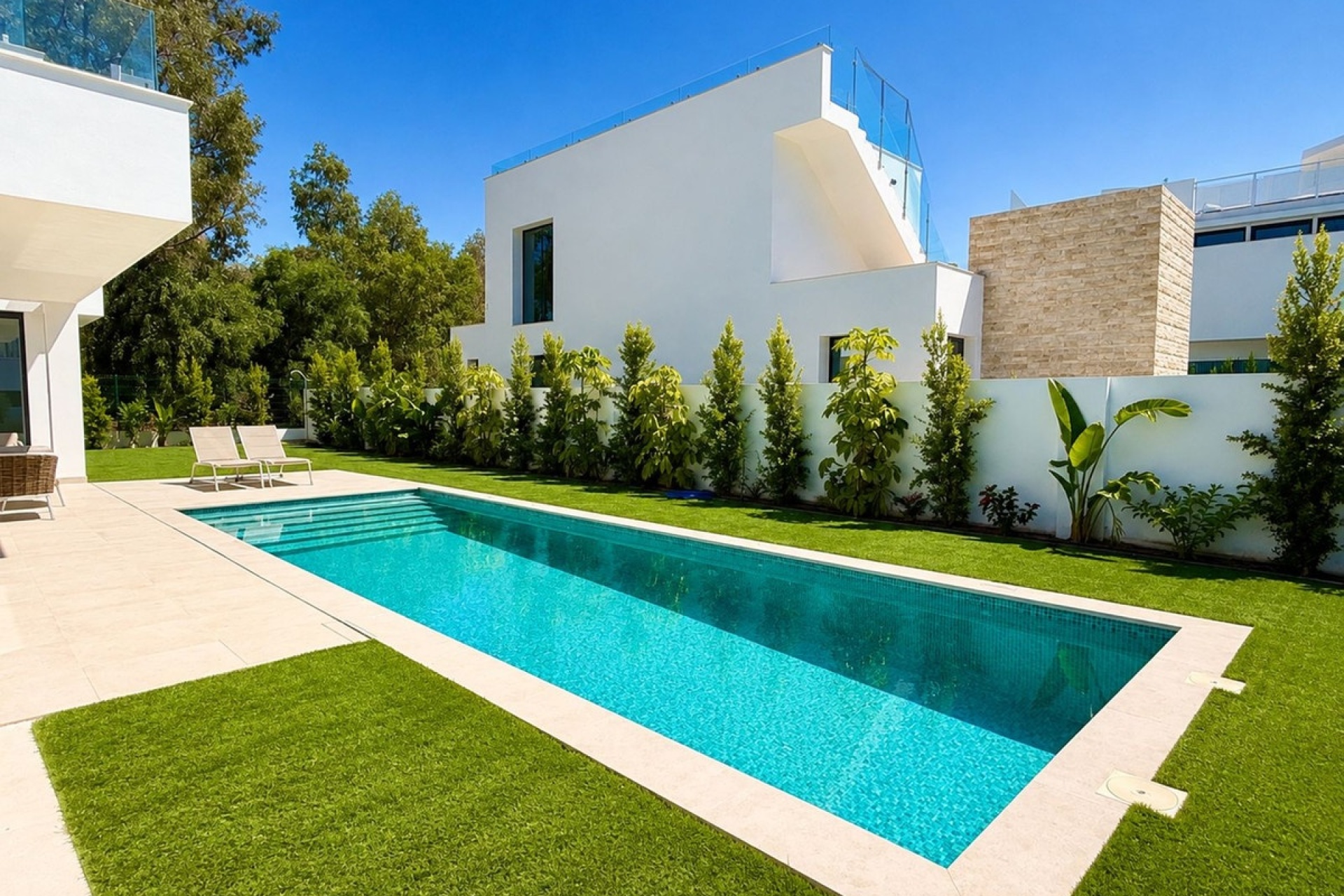 Resale - Villa - Estepona - Atalaya