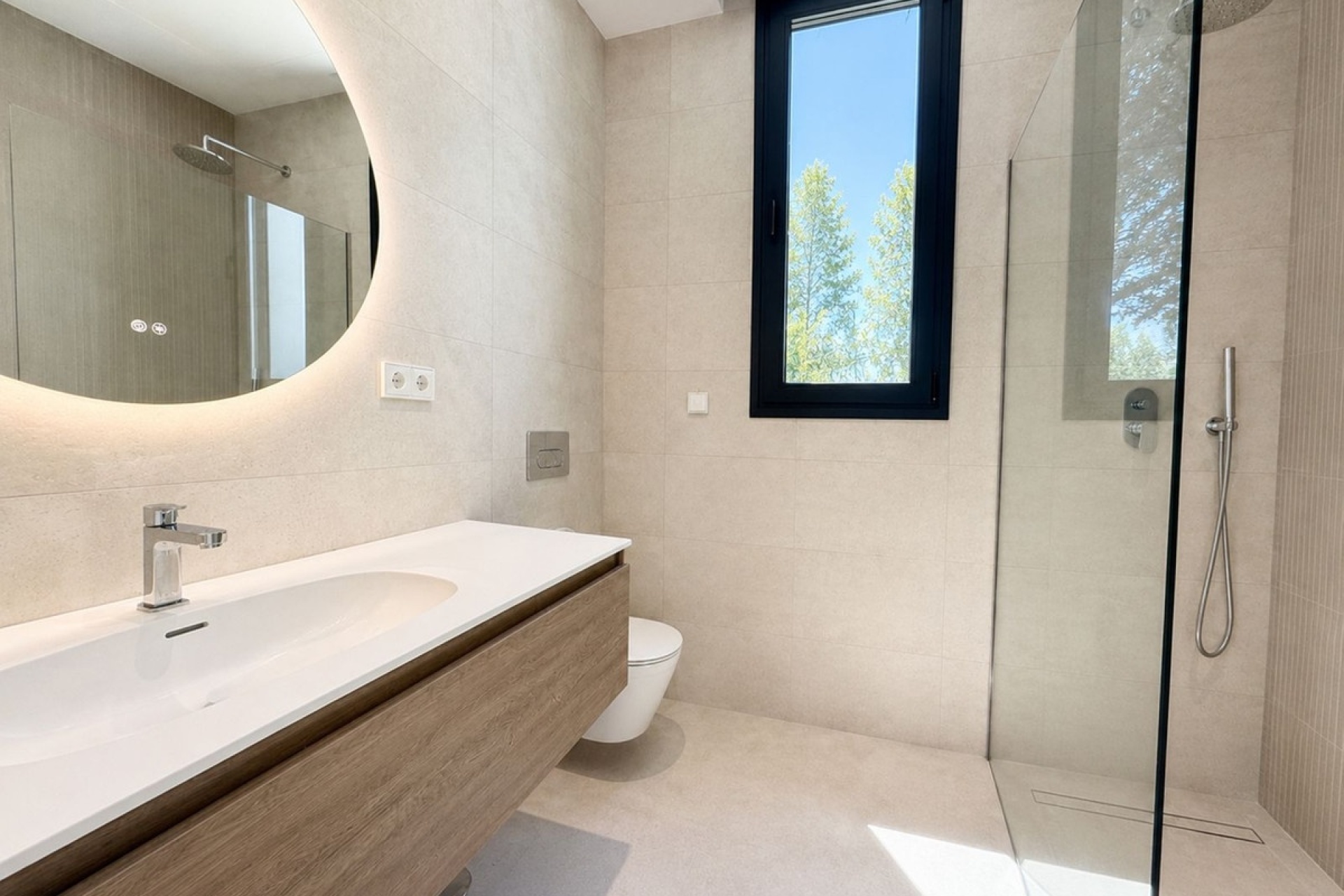 Resale - Villa - Estepona - Atalaya