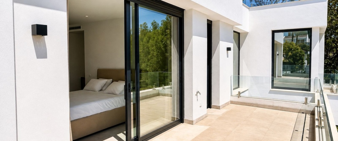 Resale - Villa - Estepona - Atalaya