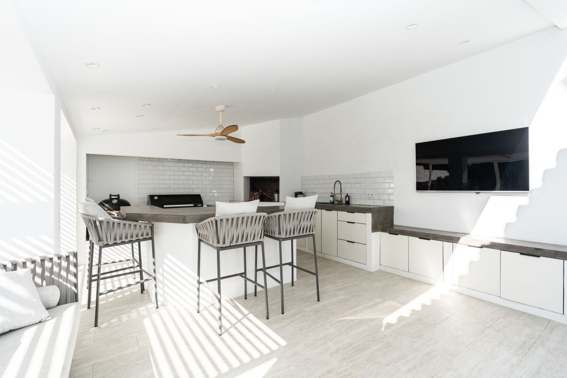 Resale - Villa - Estepona - Atalaya