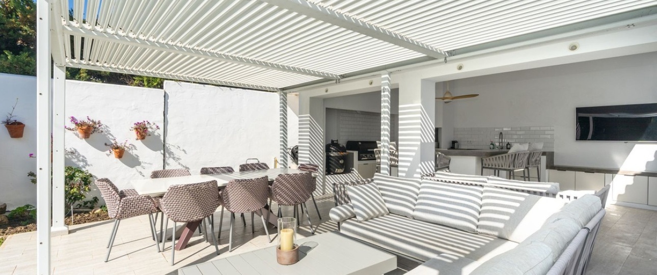 Resale - Villa - Estepona - Atalaya