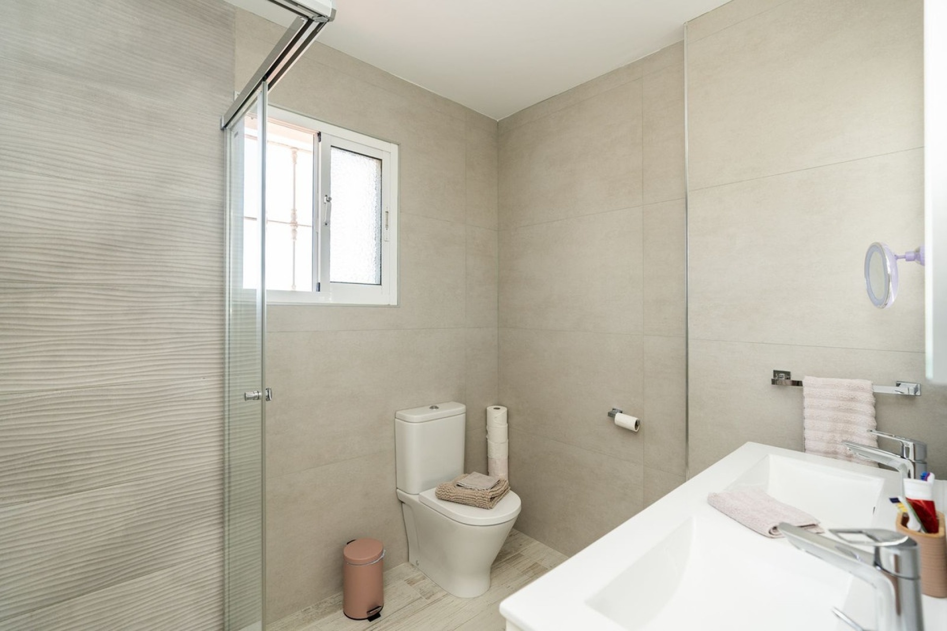 Resale - Villa - Estepona - Atalaya
