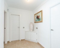 Resale - Villa - Estepona - Atalaya