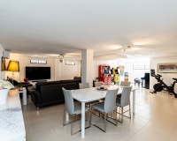 Resale - Villa - Estepona - Atalaya