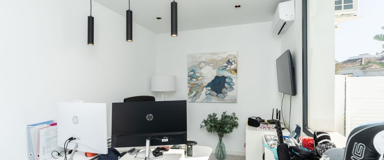 Resale - Villa - Estepona - Atalaya