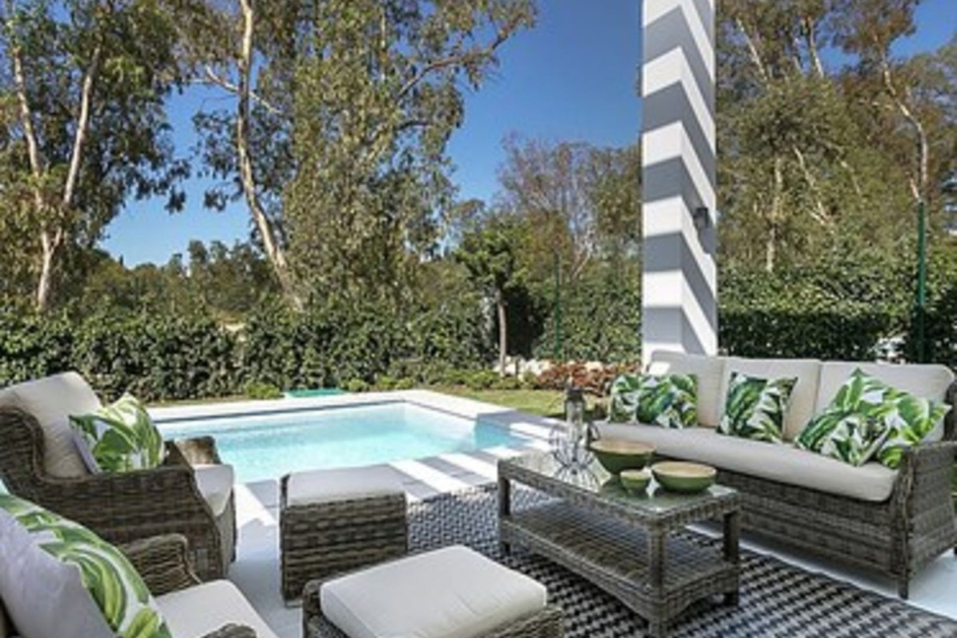 Resale - Villa - Estepona - Atalaya