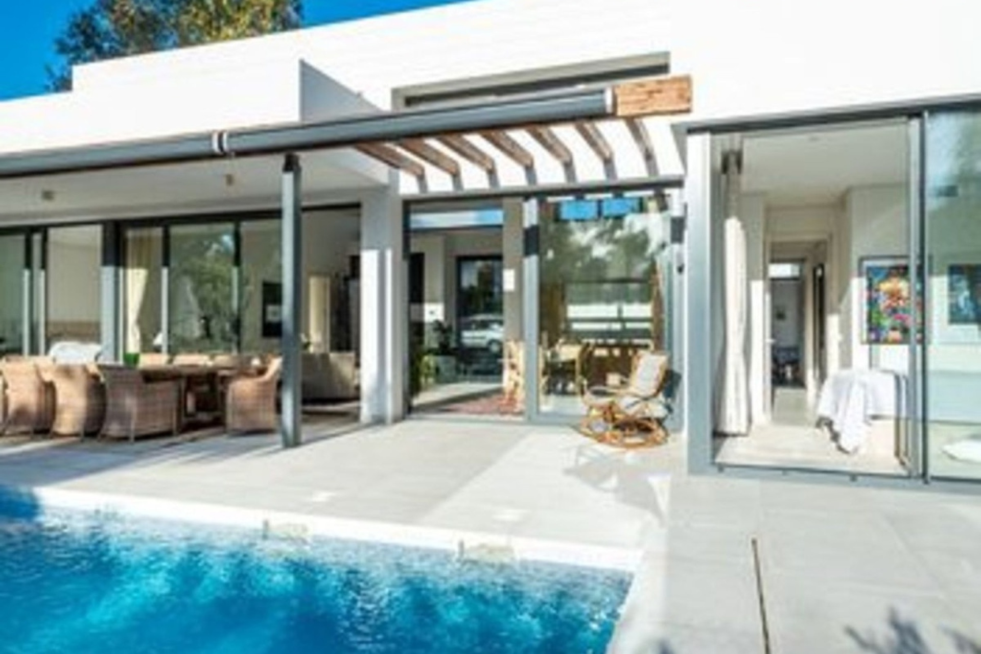Resale - Villa - Estepona - Atalaya