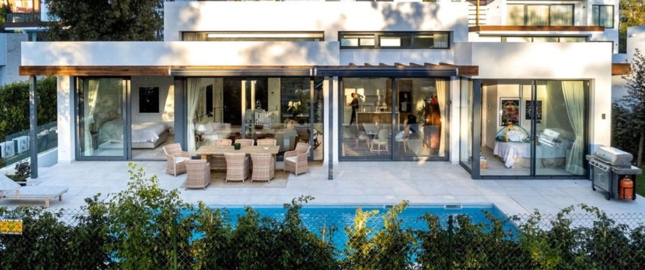 Resale - Villa - Estepona - Atalaya