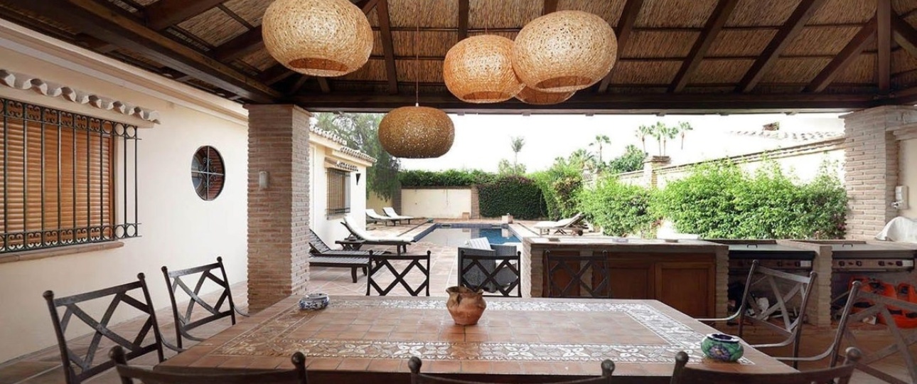 Resale - Villa - Estepona - Atalaya