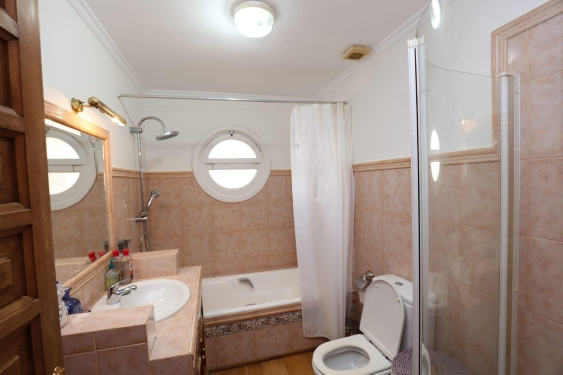 Resale - Villa - Estepona - Atalaya
