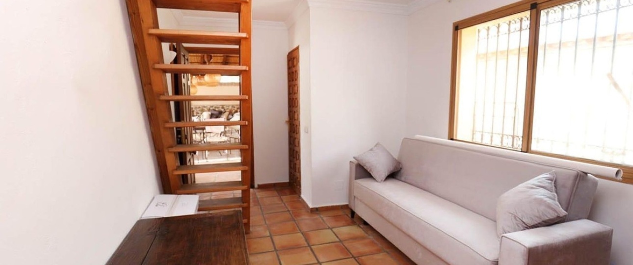 Resale - Villa - Estepona - Atalaya