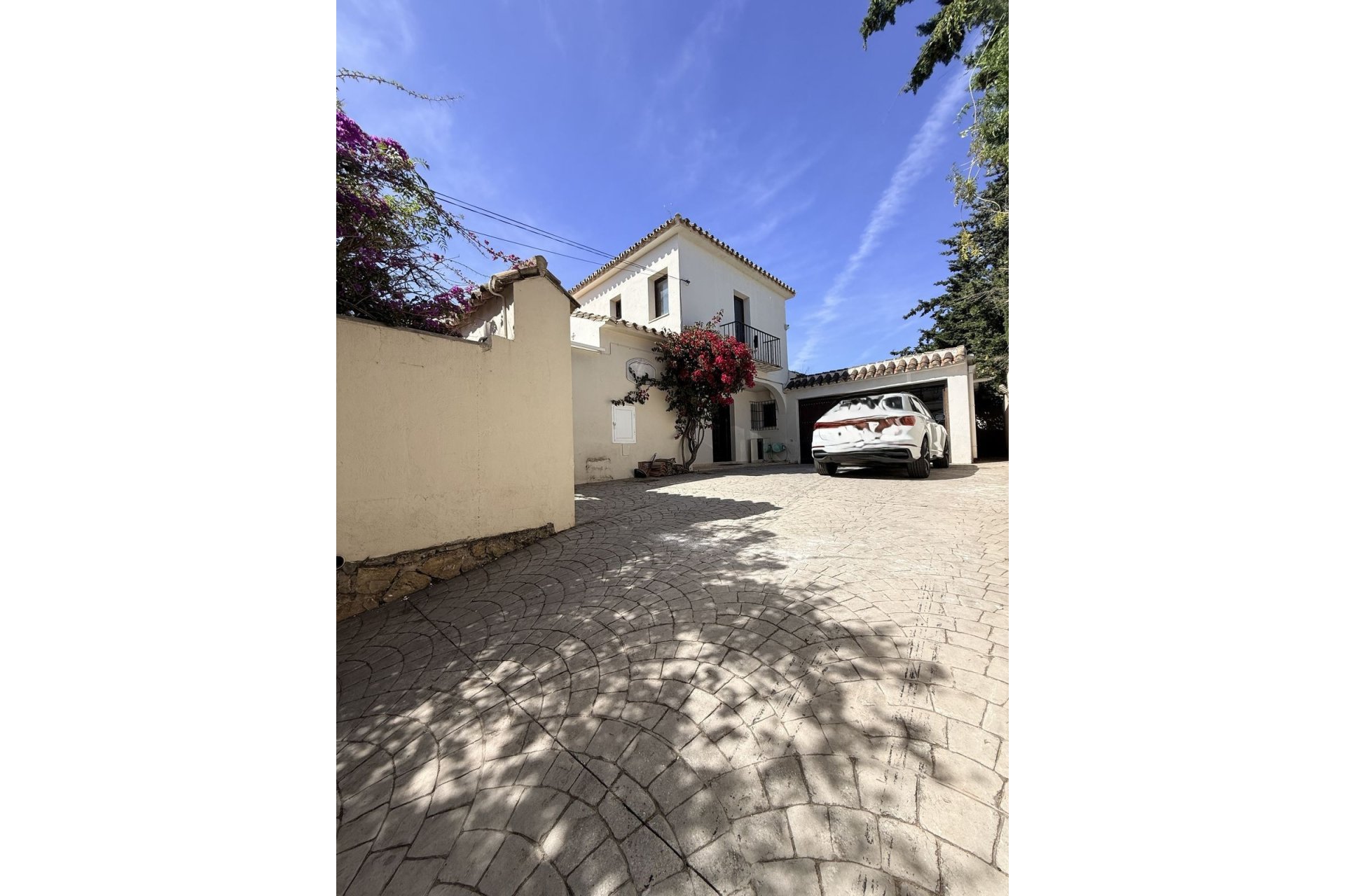 Resale - Villa - Estepona - Bel Air