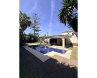 Resale - Villa - Estepona - Bel Air