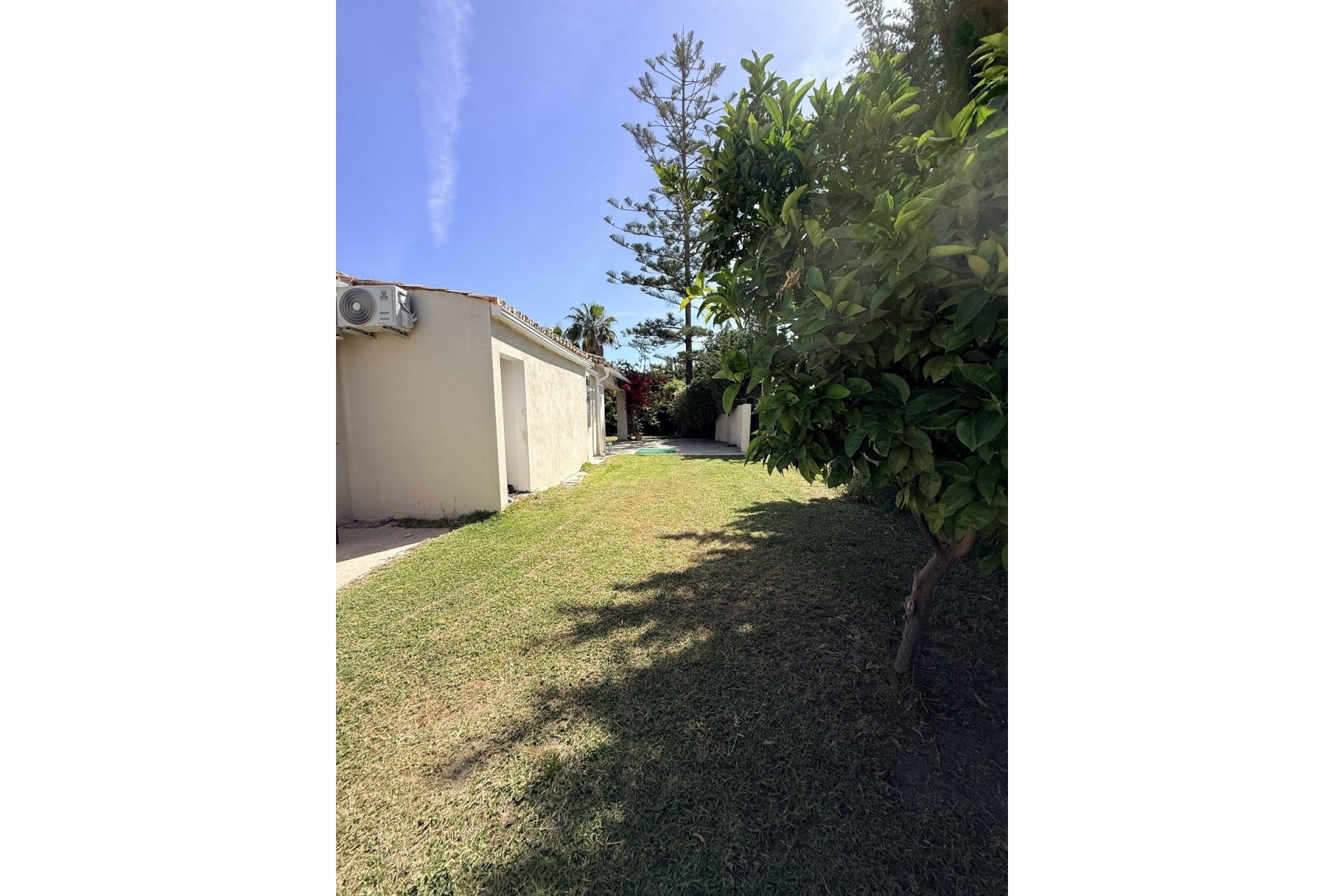 Resale - Villa - Estepona - Bel Air