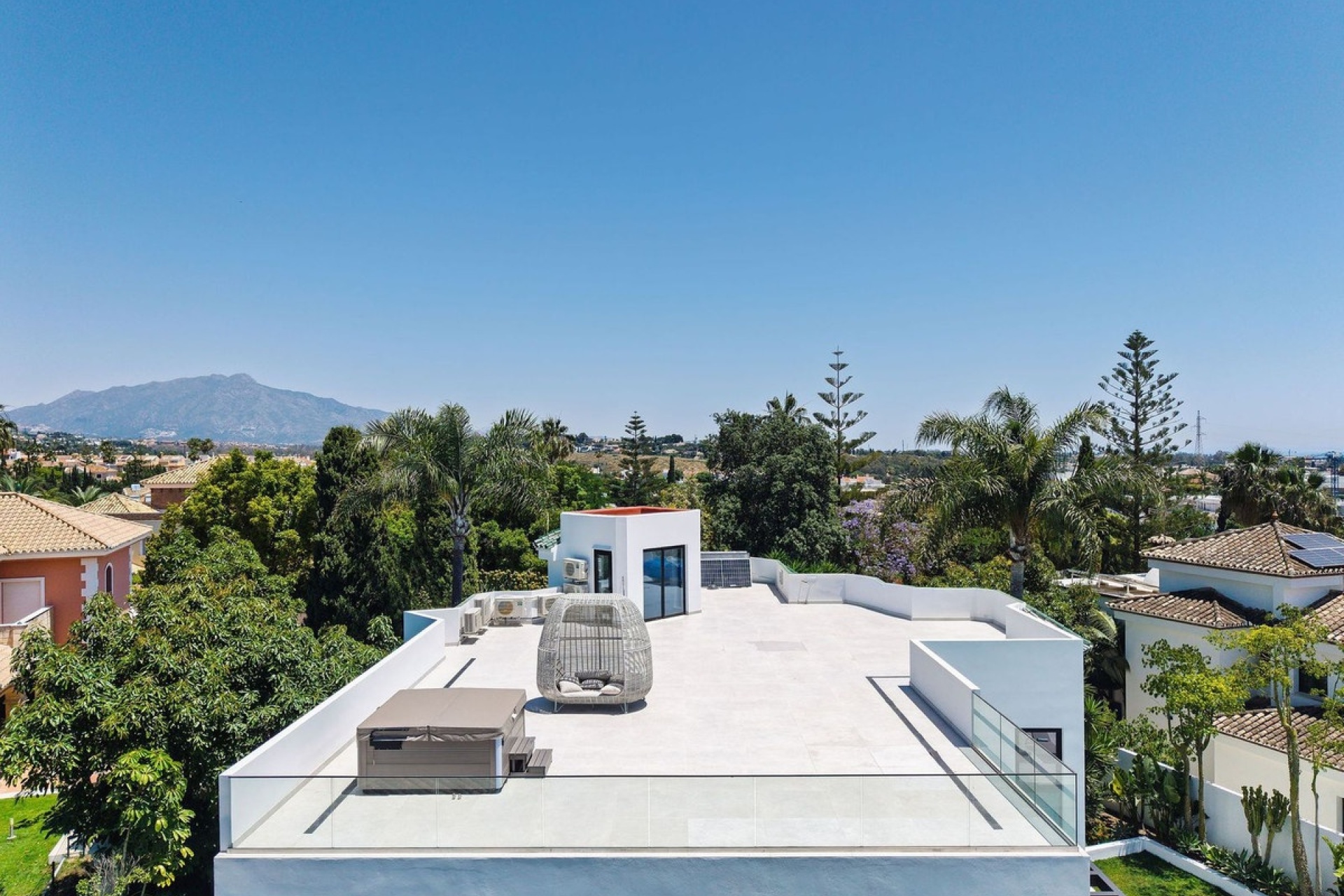 Resale - Villa - Estepona - Bel Air