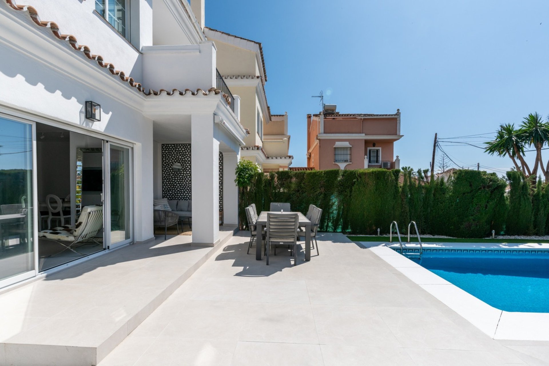 Resale - Villa - Estepona - Bel Air