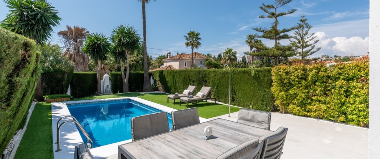 Resale - Villa - Estepona - Bel Air