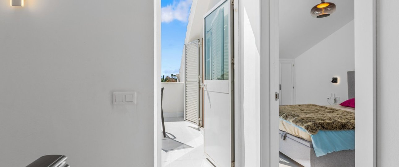 Resale - Villa - Estepona - Bel Air