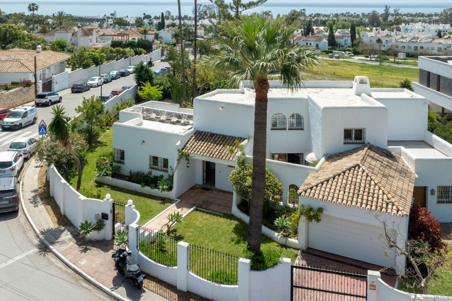 Resale - Villa - Estepona - Bel Air