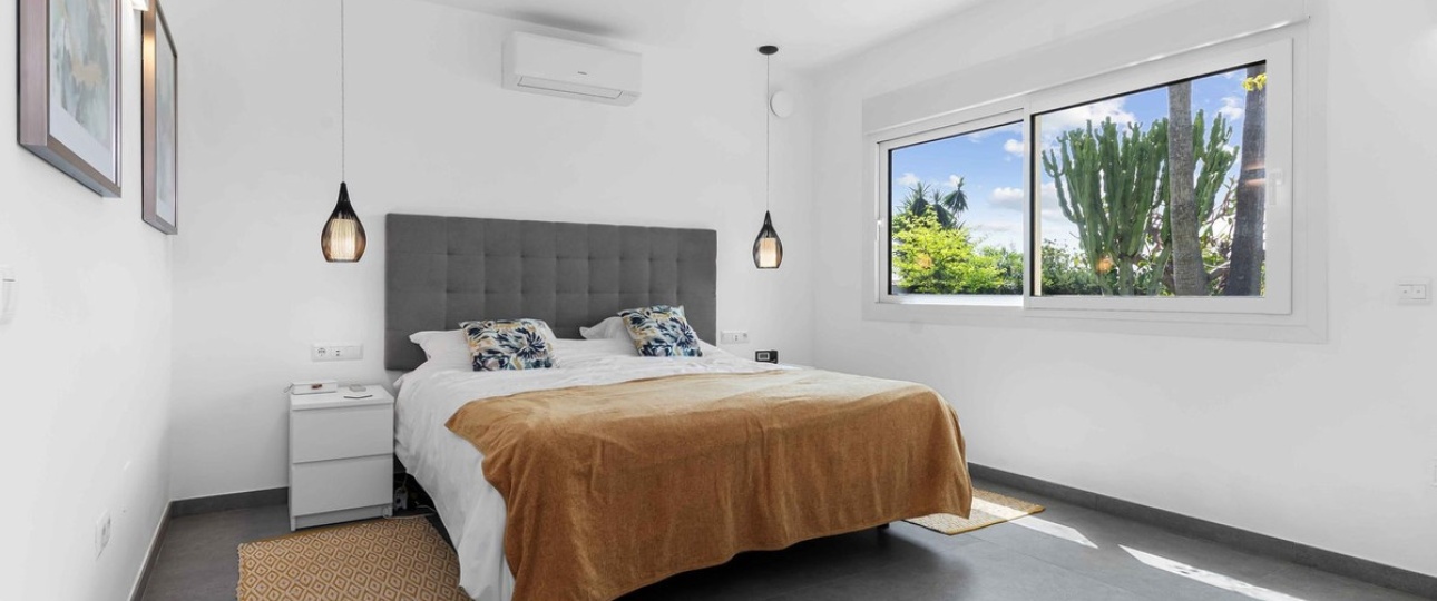 Resale - Villa - Estepona - Bel Air