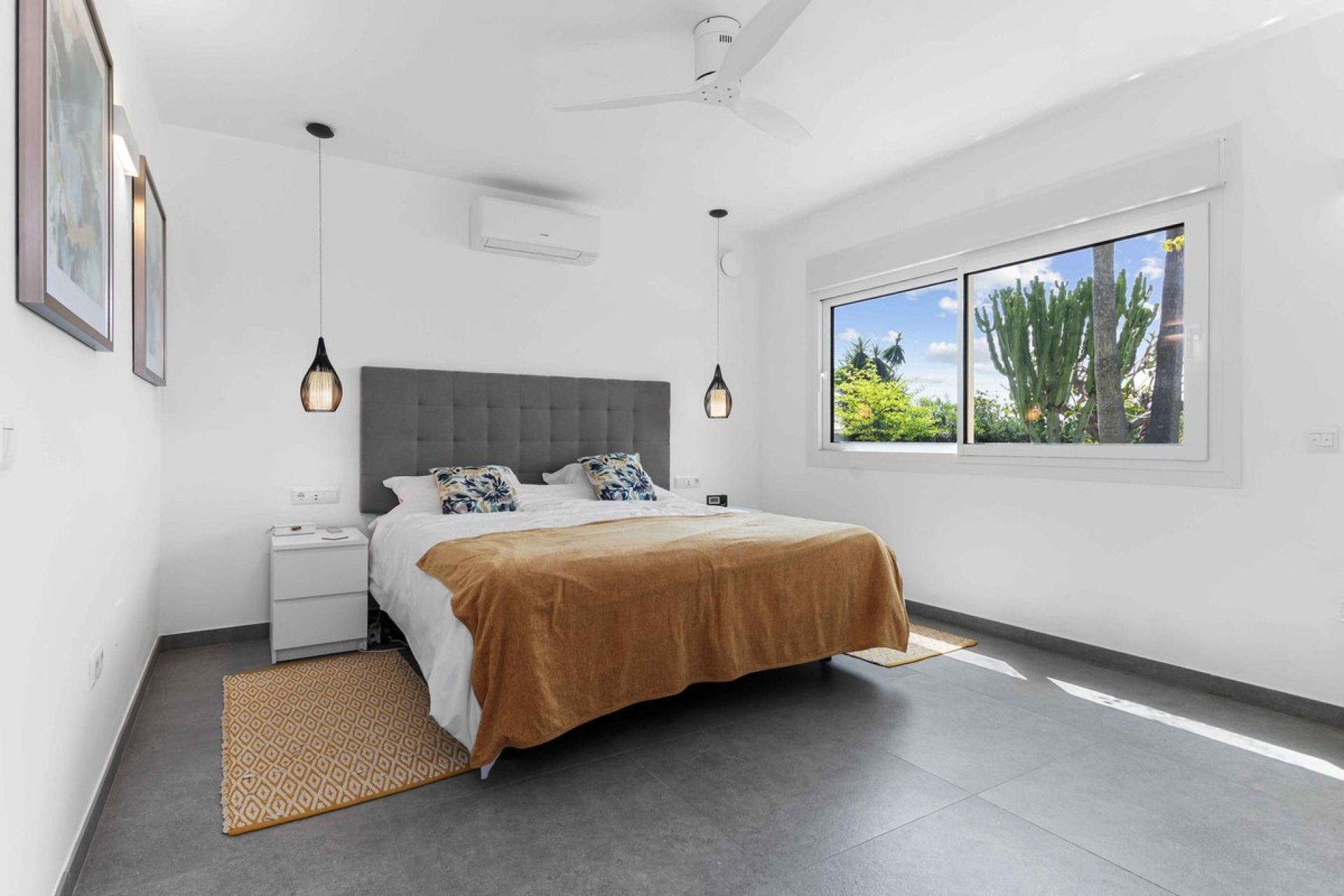 Resale - Villa - Estepona - Bel Air