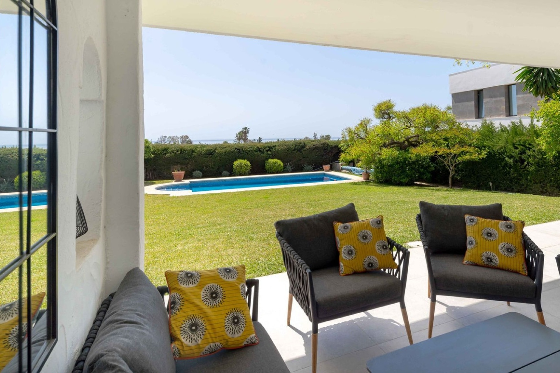 Resale - Villa - Estepona - Bel Air