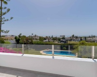 Resale - Villa - Estepona - Bel Air