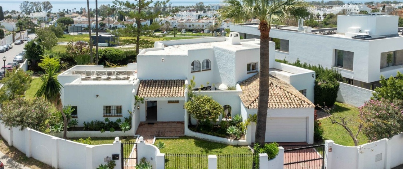 Resale - Villa - Estepona - Bel Air