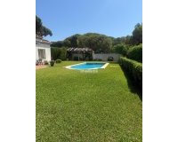 Resale - Villa - Estepona - Benamara