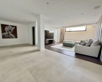 Resale - Villa - Estepona - Cancelada