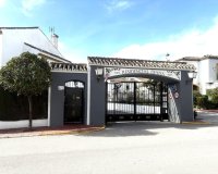 Resale - Villa - Estepona - Cancelada