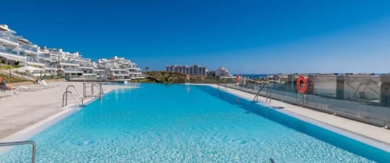 Resale - Villa - Estepona - Cancelada