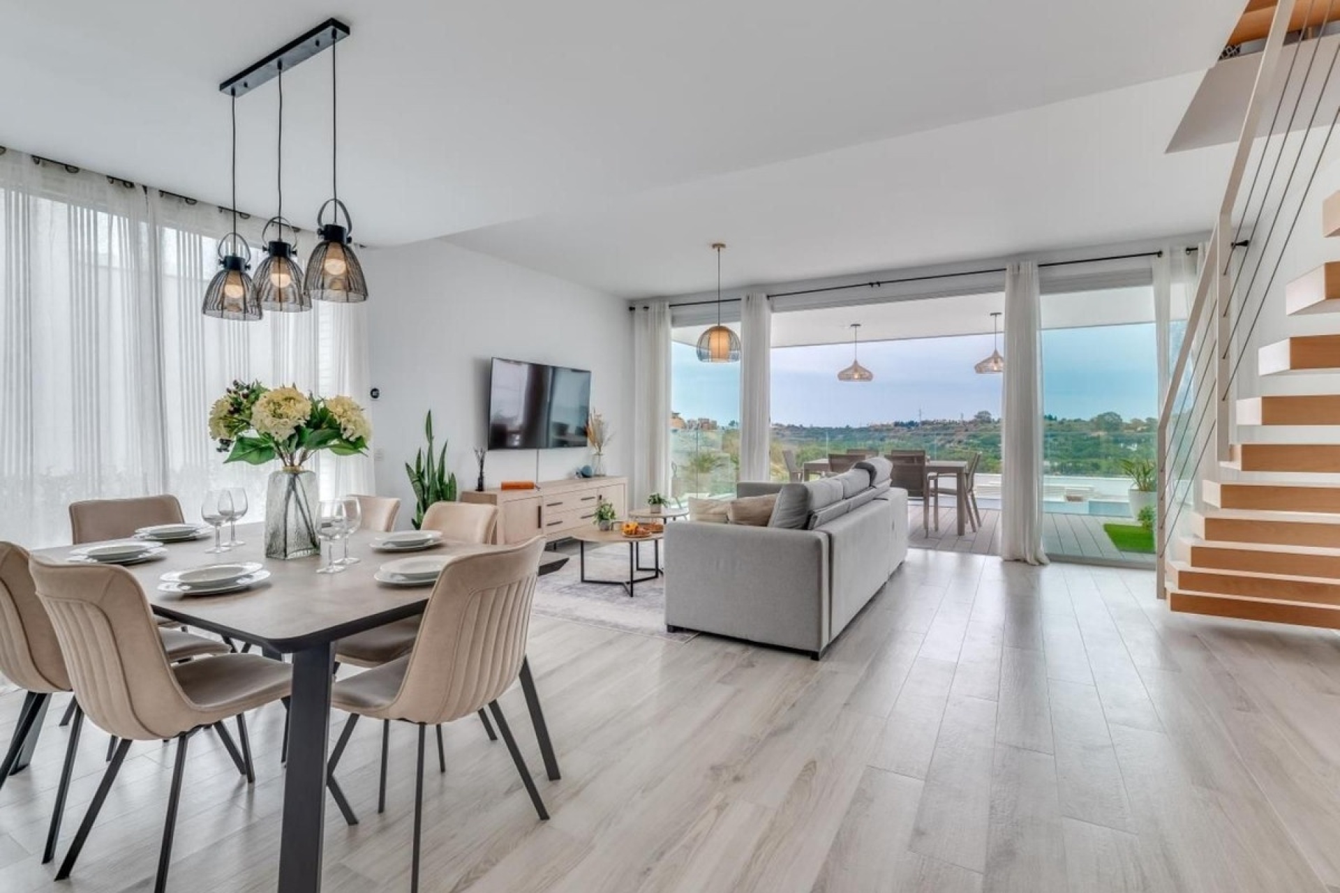 Resale - Villa - Estepona - Cancelada