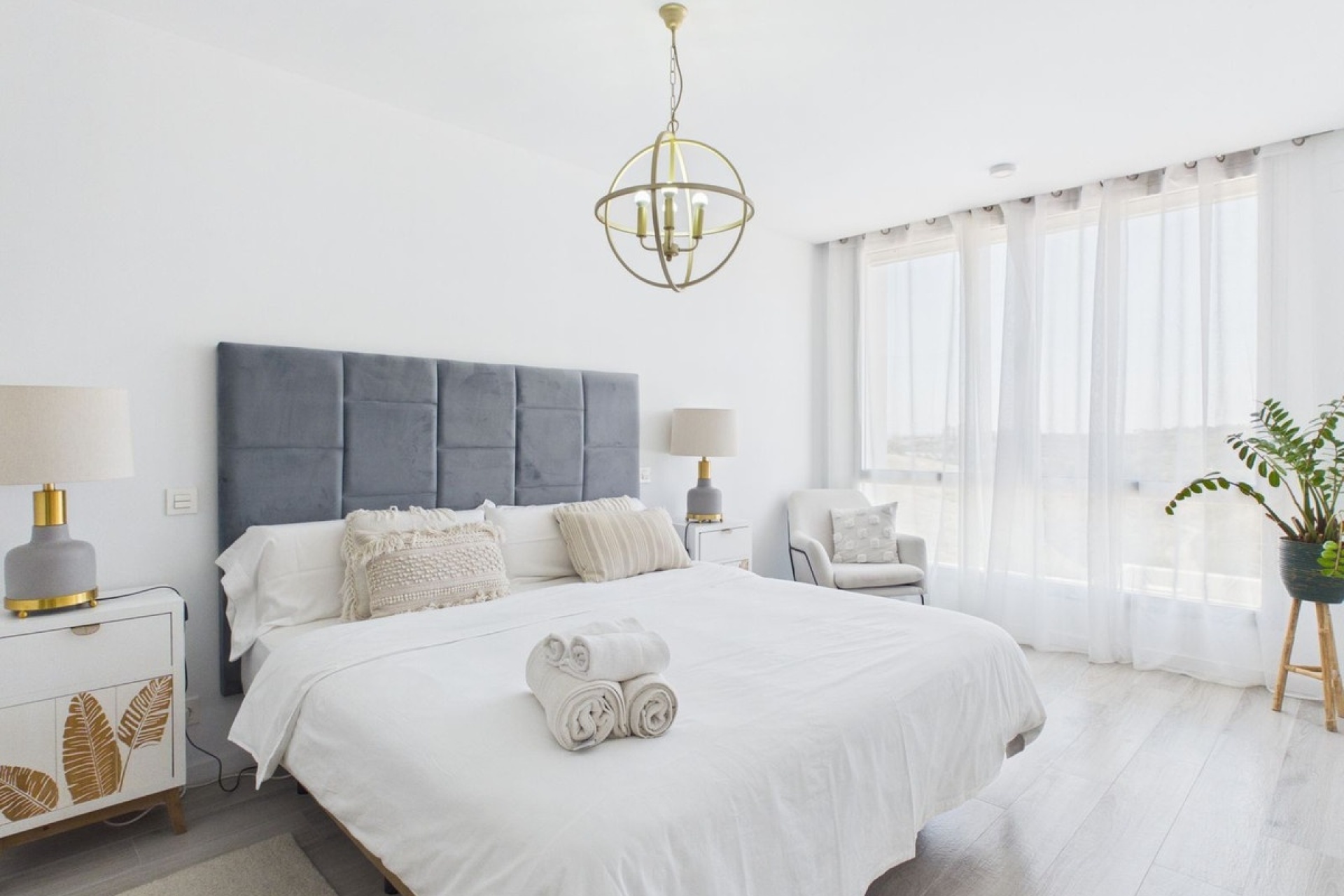 Resale - Villa - Estepona - Cancelada