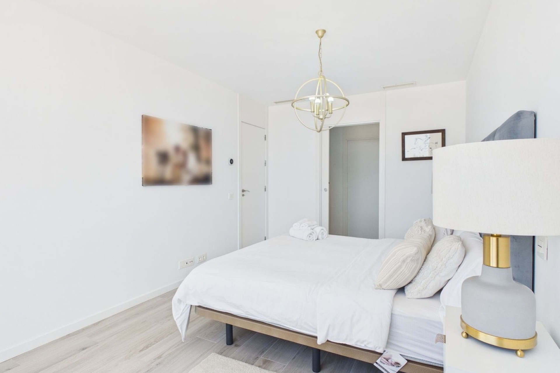 Resale - Villa - Estepona - Cancelada