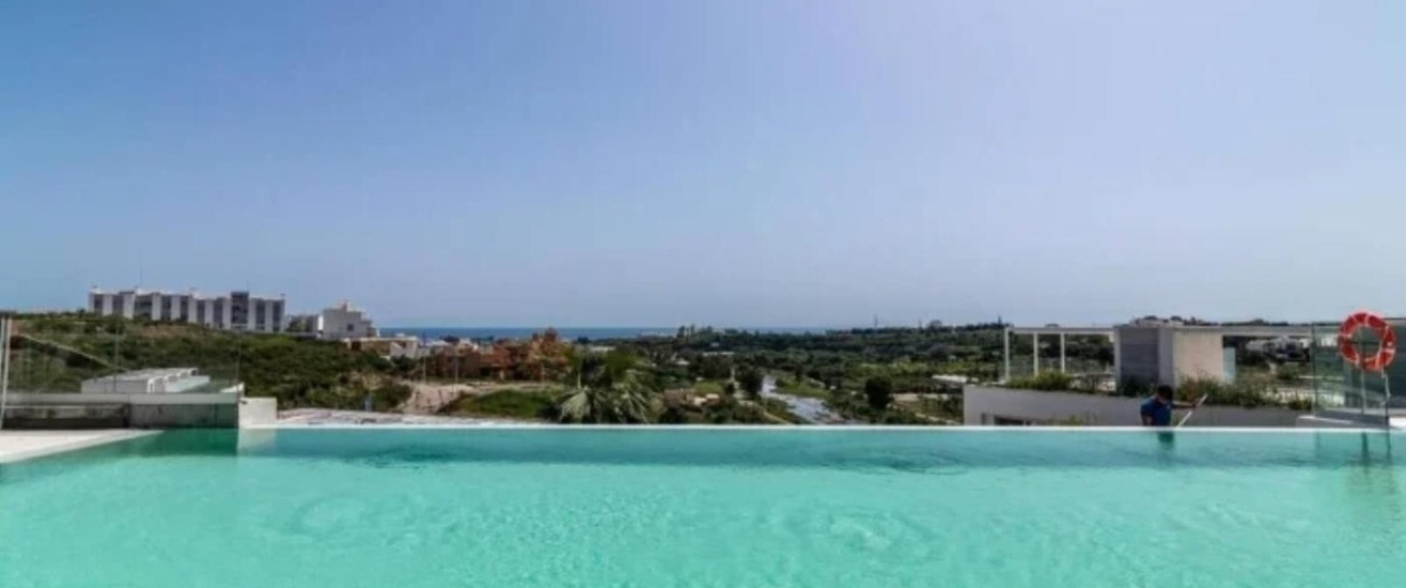 Resale - Villa - Estepona - Cancelada