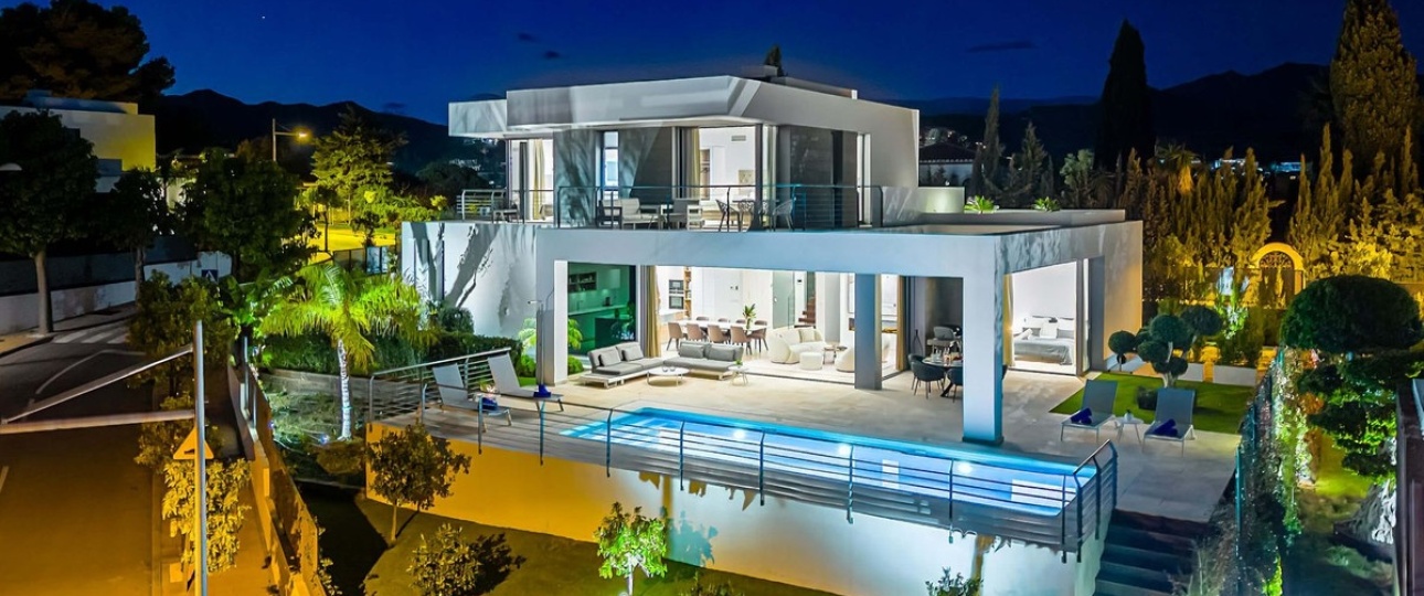 Resale - Villa - Estepona - Cancelada