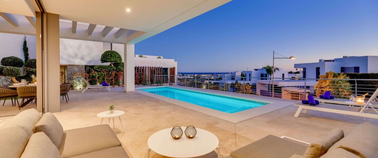 Resale - Villa - Estepona - Cancelada