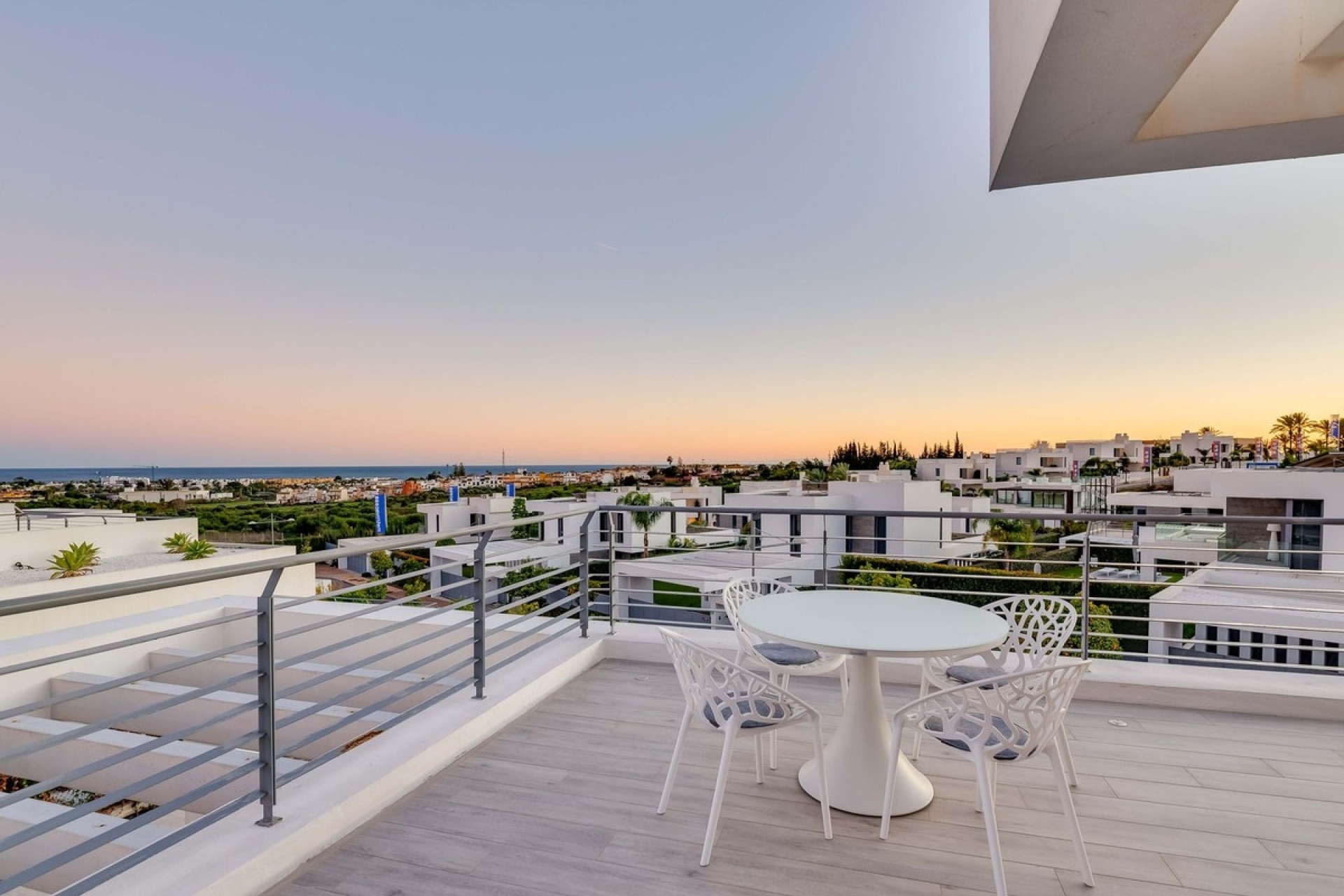 Resale - Villa - Estepona - Cancelada