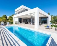 Resale - Villa - Estepona - Cancelada