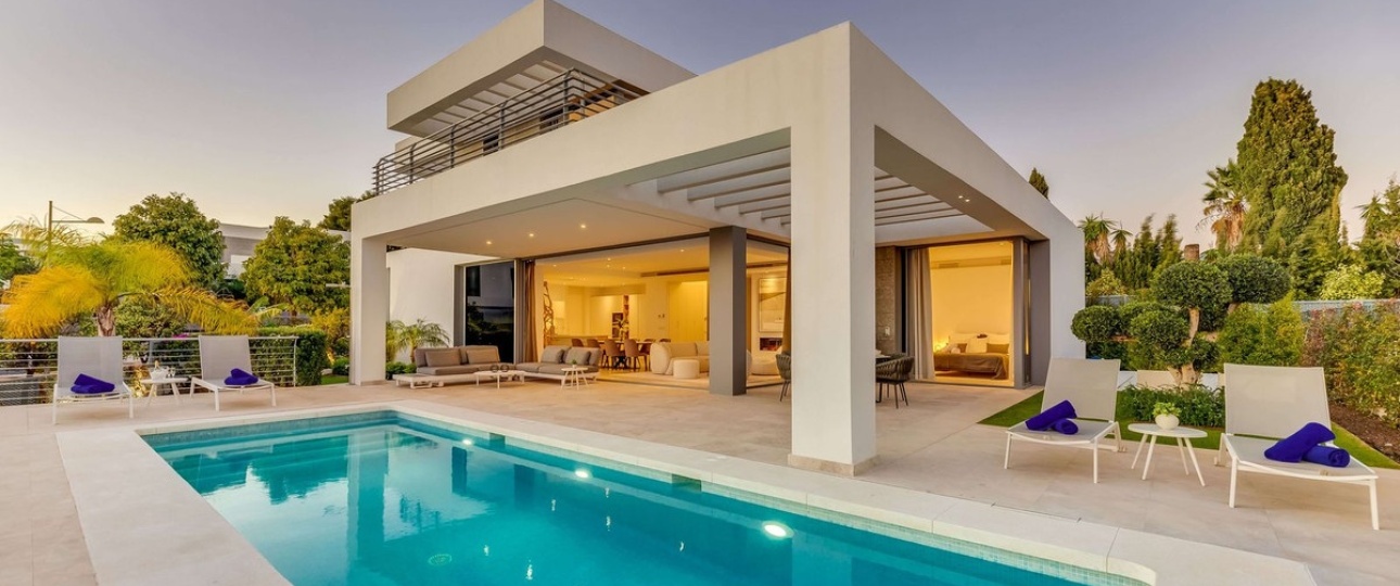 Resale - Villa - Estepona - Cancelada