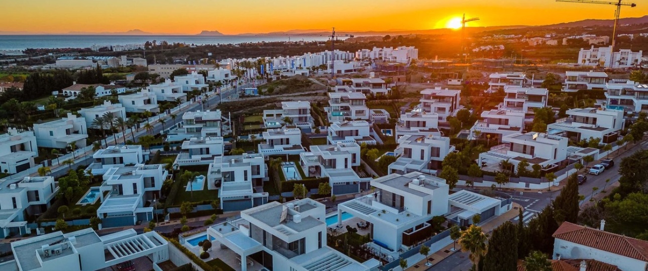 Resale - Villa - Estepona - Cancelada