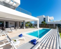 Resale - Villa - Estepona - Cancelada