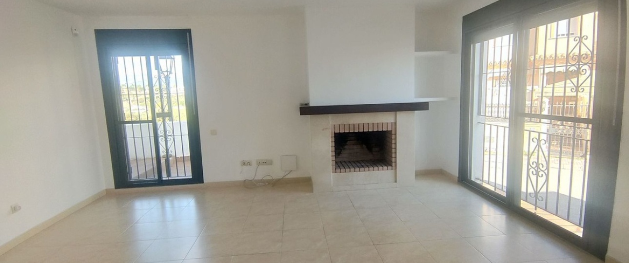 Resale - Villa - Estepona - Cancelada