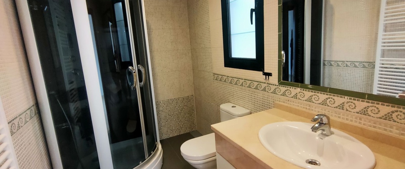 Resale - Villa - Estepona - Cancelada
