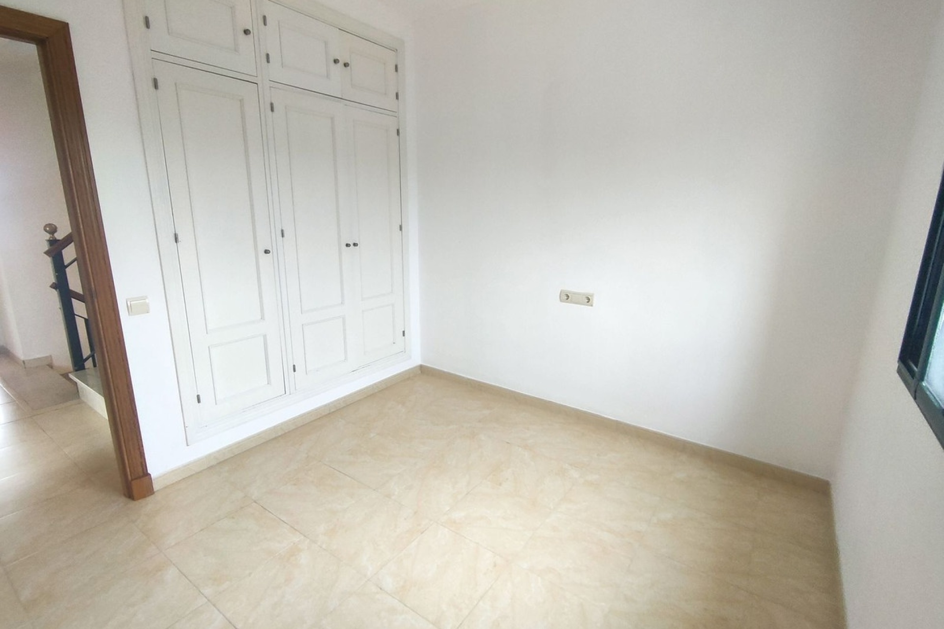 Resale - Villa - Estepona - Cancelada