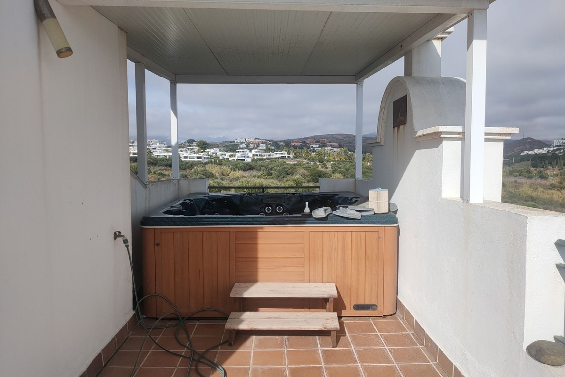 Resale - Villa - Estepona - Cancelada